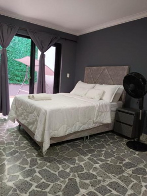 102 Apartamento en Laureles cerca al estadio y La 70